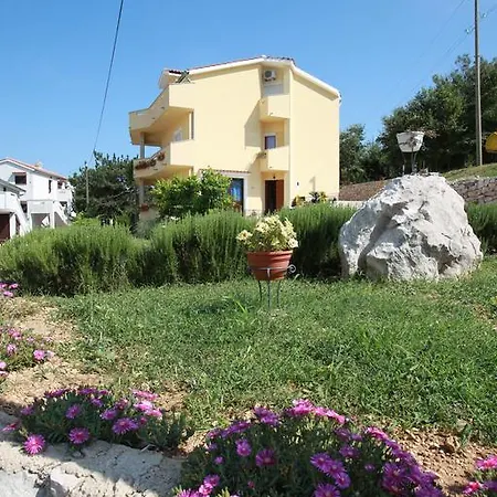 Sersic Apartamento Baška