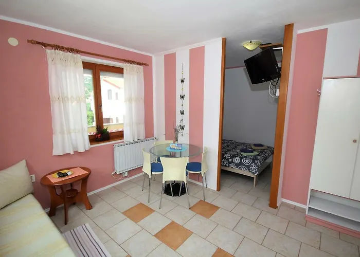 Sersic Apartman Baška